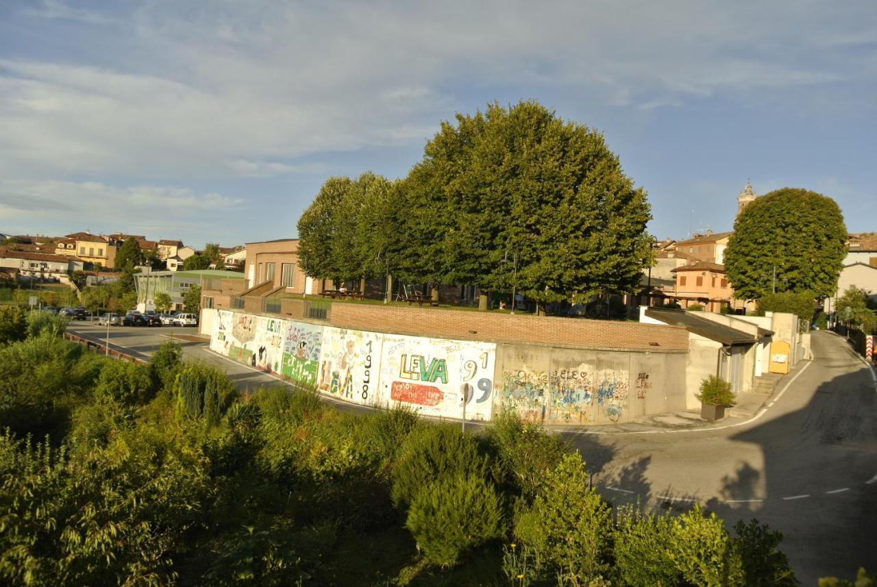 Ca Di Me Villa La Morra Eksteriør bilde